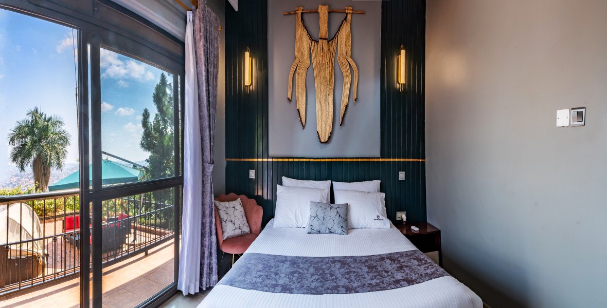 Deluxe Suite with A View.